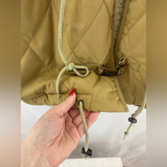 Quilted 2 in 1 Sherpa Women's Jacket & Vest - Picture 4 of 16